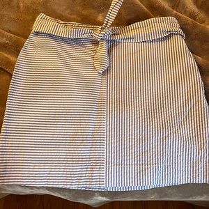 Vineyard Vines seersucker Skirt